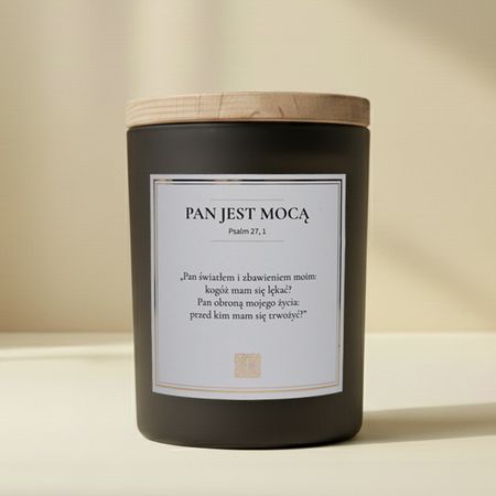 PAN JEST MOCĄ (Czarny, świeca 245 ml)